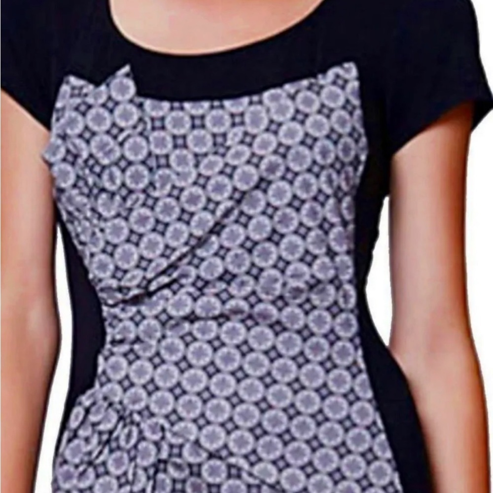 Anthropologie Twist Print Top Small 2 4 Grey Black Tee Blouse Shirt Flattering - Picture 4 of 9
